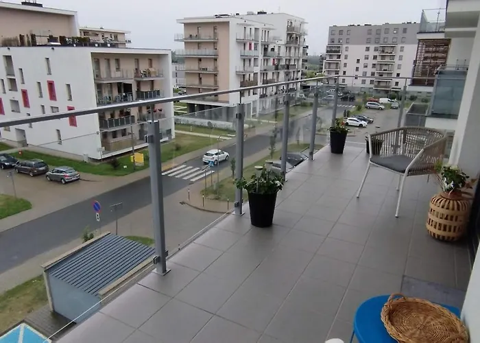 Scandinavian In Modest Area Vat *